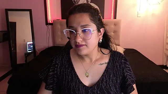 _sophiie_1's cam snapshot