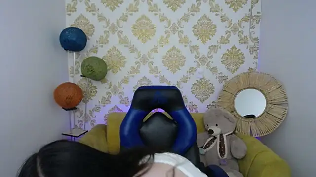 ALISS_M_'s cam snapshot