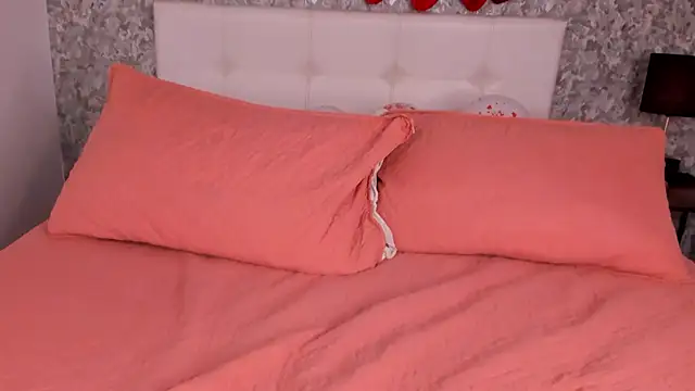 Honey_Sweet777_'s cam snapshot