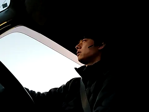 whitebriefboy's cam snapshot