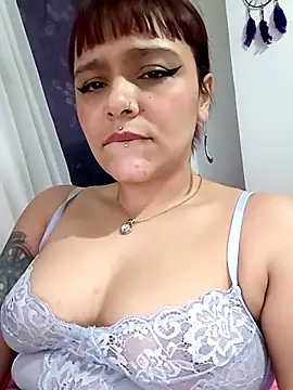 Moon_Velvet's cam snapshot