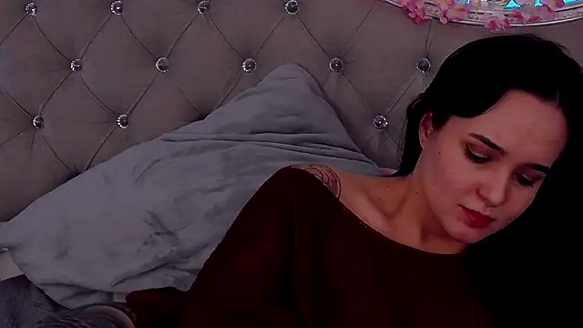 MeIisaLove's cam snapshot