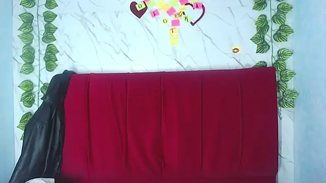 akoradia_mondcm's cam snapshot