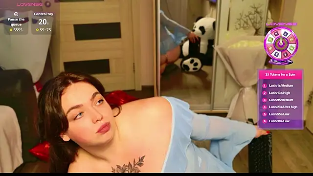 AliraX's cam snapshot