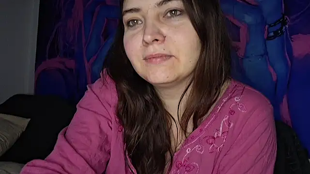 Cyndee_Winter's cam snapshot