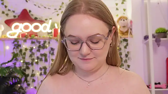 MonicaAsis's cam snapshot