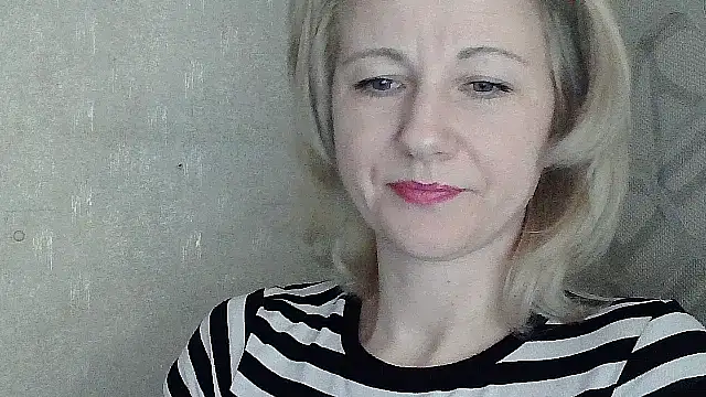 Kitti-Ellison's cam snapshot