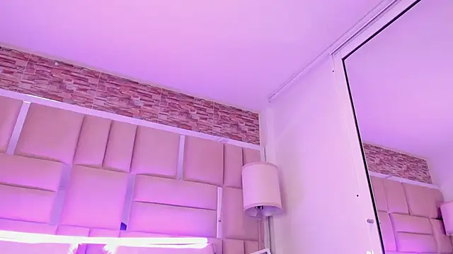 ShaniaBrownn's cam snapshot