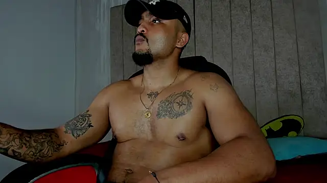 Mateo_Reales live sex cam