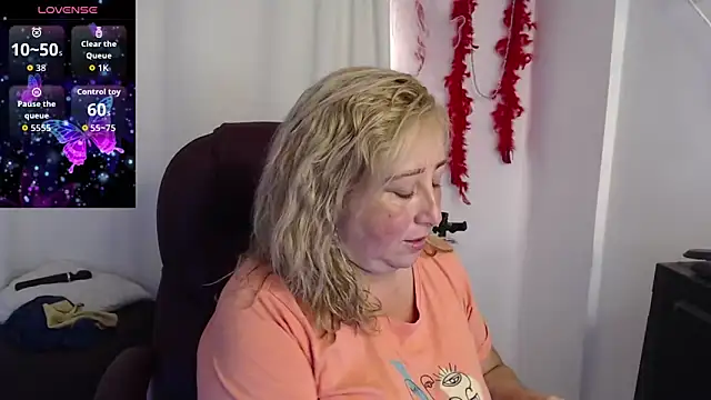 Mature_2025's cam snapshot