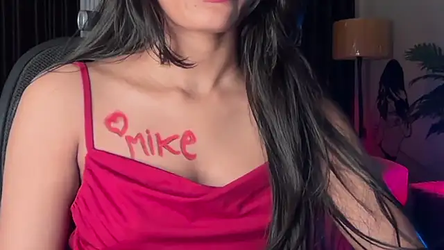 Wow-nisha's cam snapshot