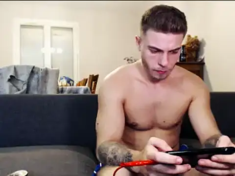 Elkafit28 live sex cam