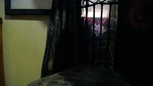 Bianca_Estrada live sex cam