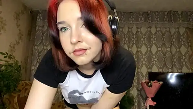 EmilyVeiro's cam snapshot