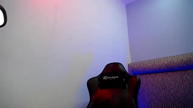 dilan_hott_'s cam snapshot