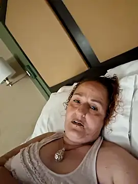 Savannah_Sol69 live sex cam