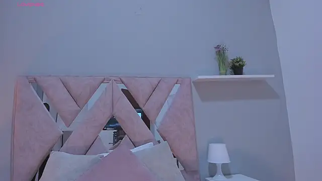 Amelia_Saenz_'s cam snapshot