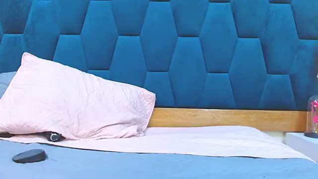 morrigan_luxus2 live sex cam