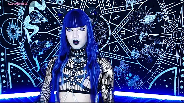 naomi_satan live sex cam