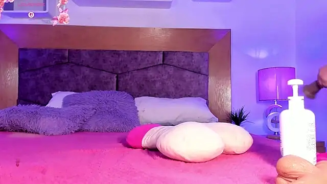 BigBoobsAstrid's cam snapshot