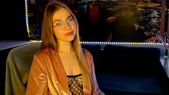 pusyavykusya's cam snapshot