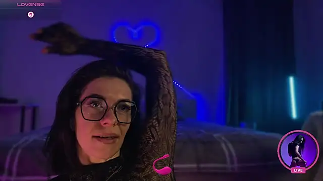 Katy_Kar's cam snapshot