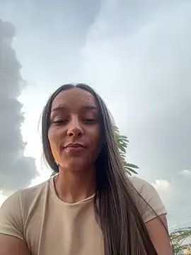 Brunettecollins05 live sex cam