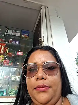 Arena_13's cam snapshot