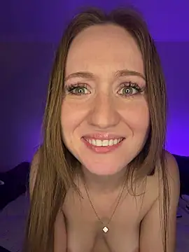 FreyasTimee live sex cam