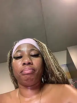 CurvyDesire1 live sex cam