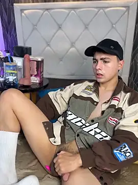 Samu_Hott live sex cam