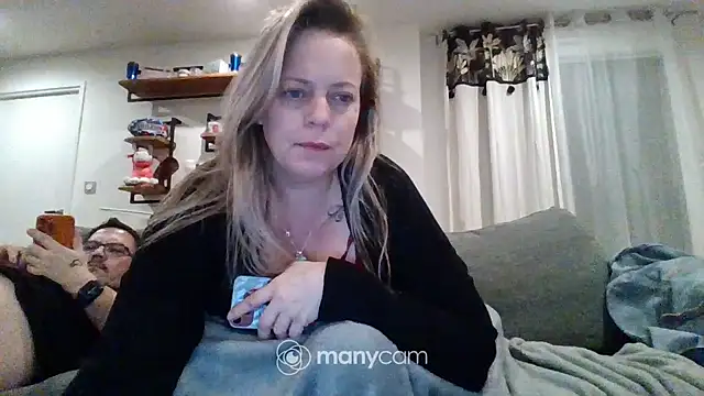 Miss-Chupagirly's cam snapshot