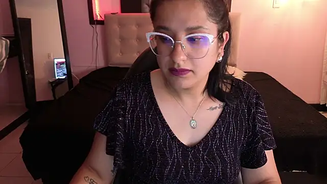 _sophiie_1's cam snapshot