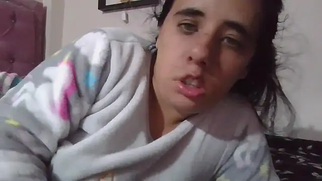 annarose19 live sex cam