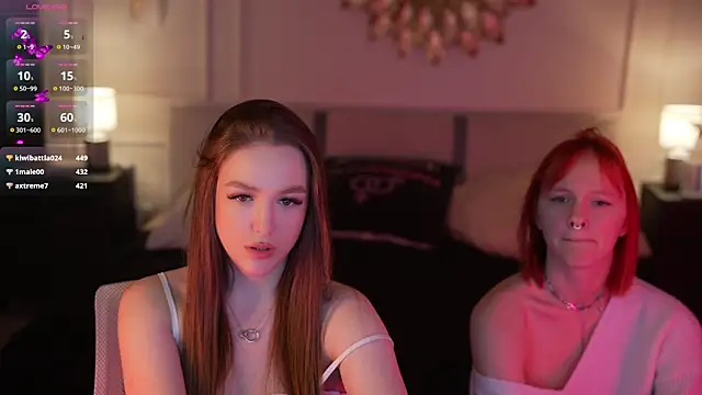 Ella_054's cam snapshot