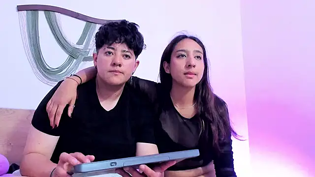 Gaia_n_Nix's cam snapshot