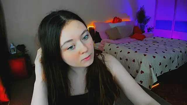 AlluringLookk's cam snapshot