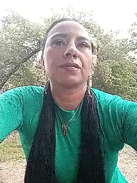 esmeralda_li's cam snapshot