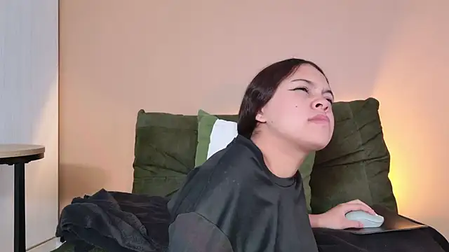 miaa_lux live sex cam