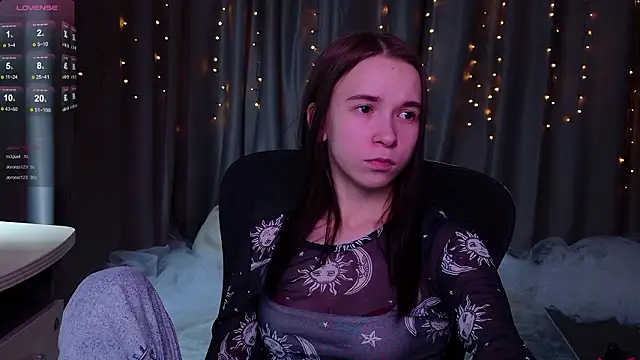 LilithStrangfor live sex cam