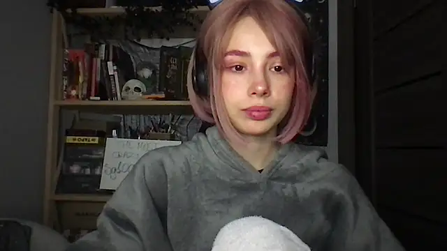 Yuna5343 live sex cam