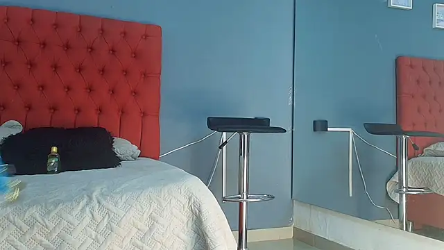 sofia_laverde's cam snapshot