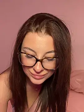 Mia-Minou live sex cam