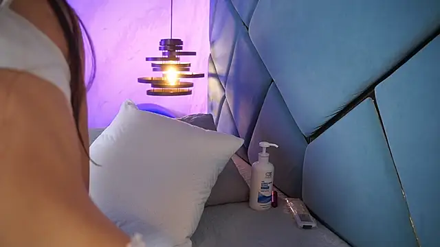 ammy_durand's cam snapshot