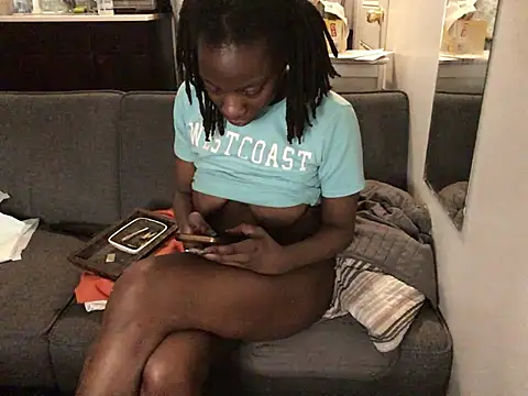 littyleesh1's cam snapshot