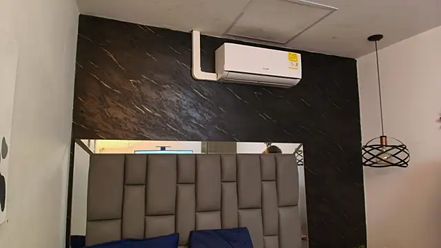 kissme_luna live sex cam