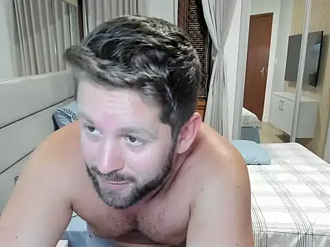 RipMyUnderwear's cam snapshot