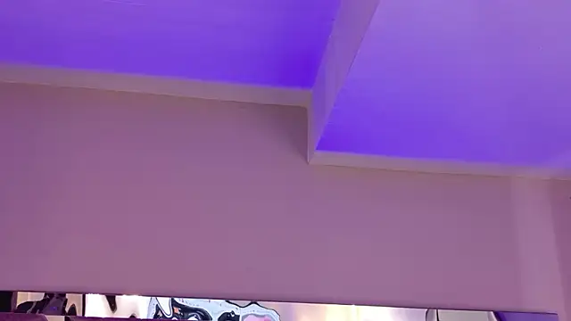 AmmyJones_'s cam snapshot