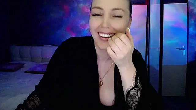 MariaCute_'s cam snapshot