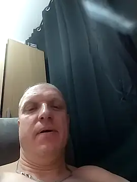 hamandcheece69's cam snapshot